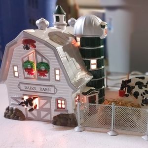 Department 56 Original Snow Village "Dairy Barn"